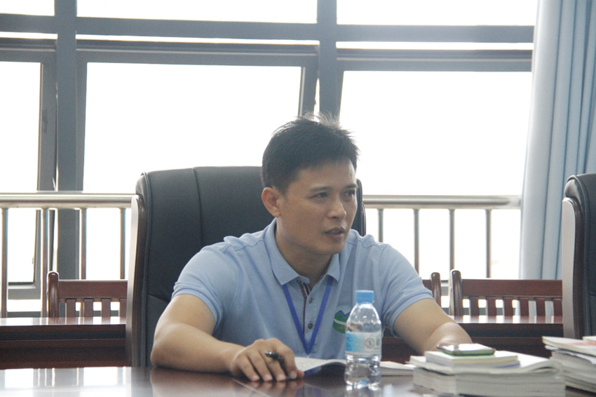 图为莫有东副校长总结发言.png